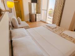 Zimmerbild 8