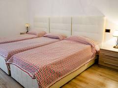 Zimmerbild 6