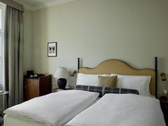 Zimmerbild 6