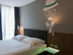 Zimmerbild 8