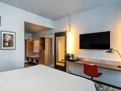 Zimmerbild 9