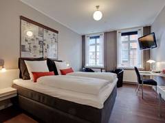 Zimmerbild 5