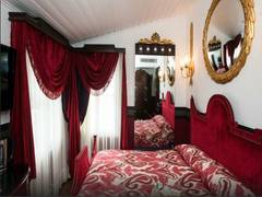 Zimmerbild 6