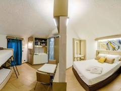 Zimmerbild 3