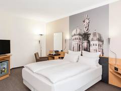 Zimmerbild 5
