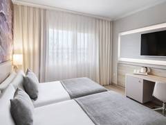 Zimmerbild 8
