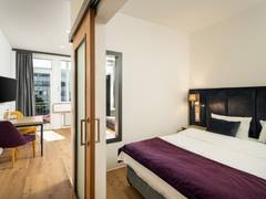 Zimmerbild 6
