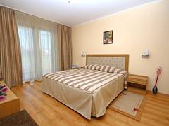 Zimmerbild 9