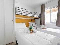 Zimmerbild 16
