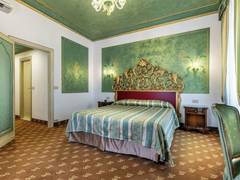Zimmerbild 6