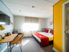 Zimmerbild 8