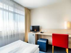 Zimmerbild 8