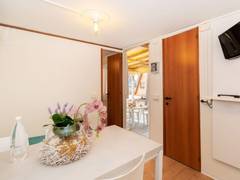 Zimmerbild 7