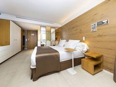 Zimmerbild 6