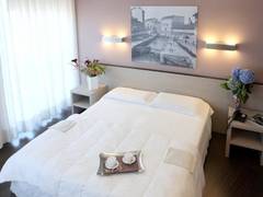 Zimmerbild 14
