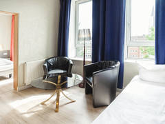 Zimmerbild 12
