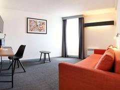 Zimmerbild 44