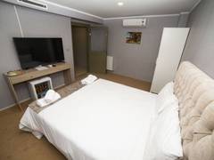 Zimmerbild 3