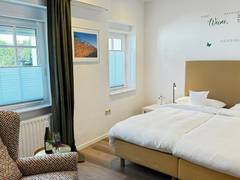 Zimmerbild 15