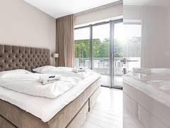 Zimmerbild 8
