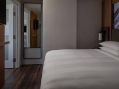 Zimmerbild 5