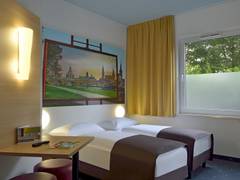 Zimmerbild 28