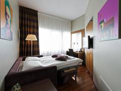 Zimmerbild 4