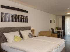 Zimmerbild 3
