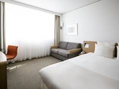 Zimmerbild 9