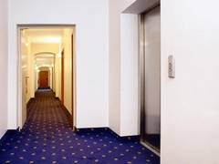 Zimmerbild 9