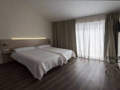 Zimmerbild 8