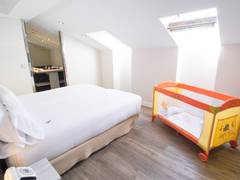 Zimmerbild 5