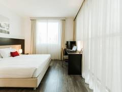 Zimmerbild 7