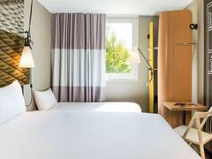 Zimmerbild 4