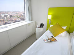Zimmerbild 6