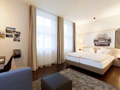 Zimmerbild 12