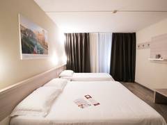 Zimmerbild 11