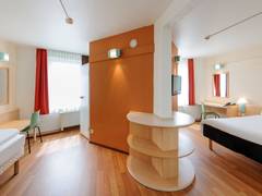 Zimmerbild 5