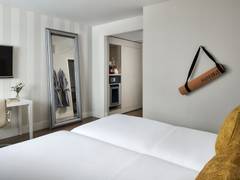 Zimmerbild 6