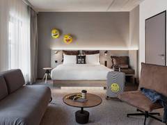 Zimmerbild 2