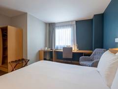 Zimmerbild 9