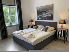 Zimmerbild 11