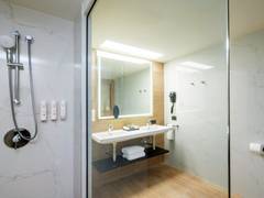 Zimmerbild 4