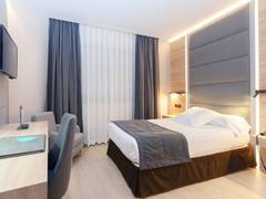 Zimmerbild 9