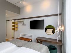 Zimmerbild 4