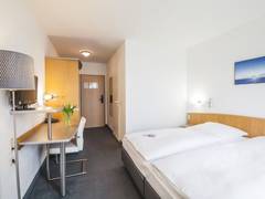 Zimmerbild 13