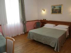 Zimmerbild 11
