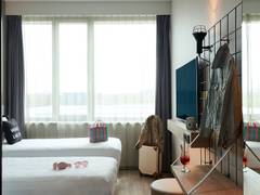 Zimmerbild 3