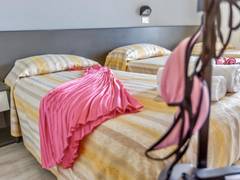 Zimmerbild 8
