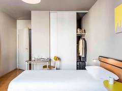 Zimmerbild 3